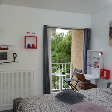 Chambre 1 Personne Et Studio 1 Personne Avec Entree Libre Et Salle De Bain Privee 꼴로미에 외부 사진
