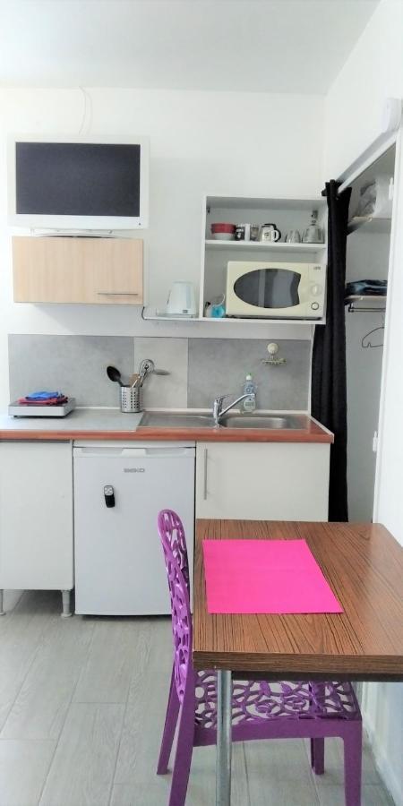 Chambre 1 Personne Et Studio 1 Personne Avec Entree Libre Et Salle De Bain Privee 꼴로미에 외부 사진