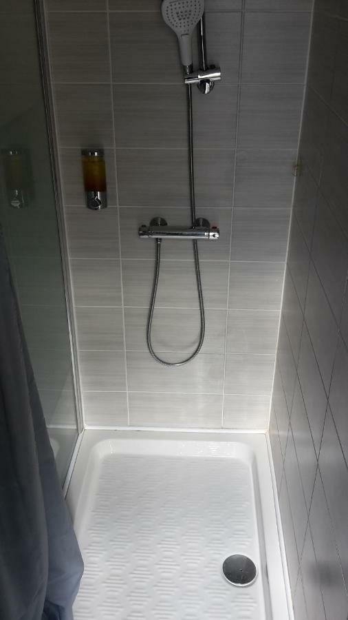 Chambre 1 Personne Et Studio 1 Personne Avec Entree Libre Et Salle De Bain Privee 꼴로미에 외부 사진